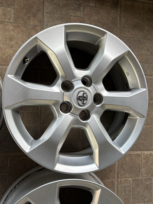 Оригинални джанти Toyota RAV 4 / Тойота 17" 5х114.3