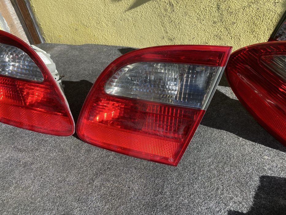 Stop haion stanga dreapta  Mercedes E W211 combi
