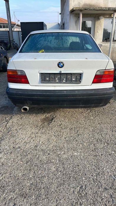 BMW 318 e36 бензин