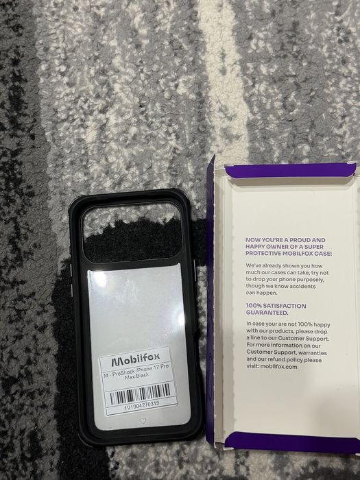 Vand Husa Nouă Iphone 17 Pro Max Mobilfox
