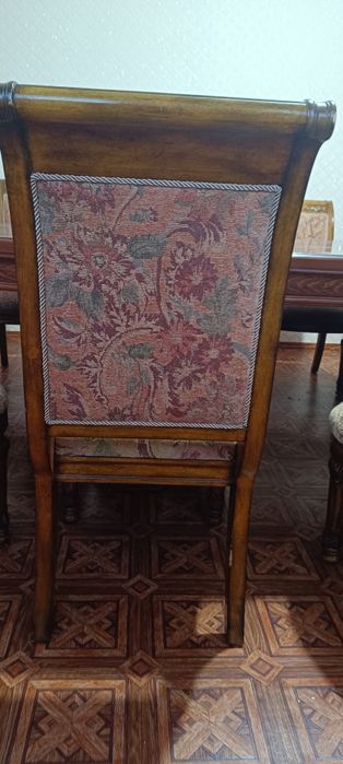 Стол и 12 стульев, гарнитур