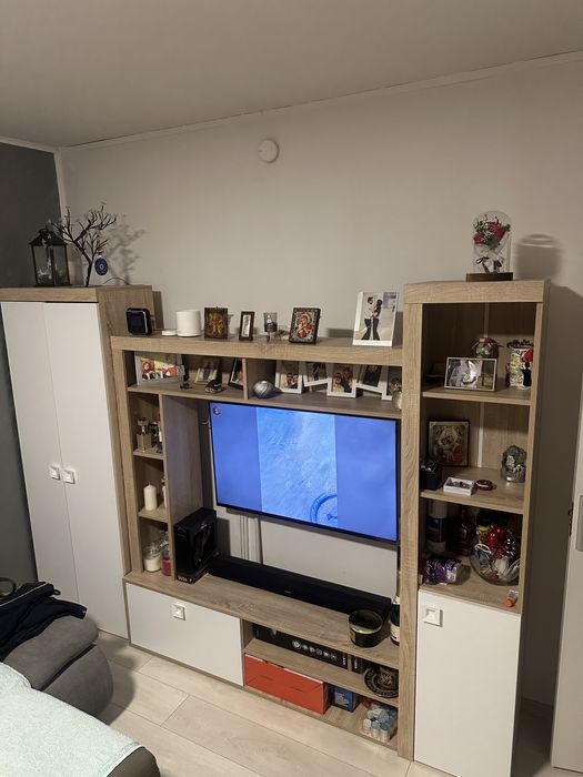 Vand mobila sufragerie