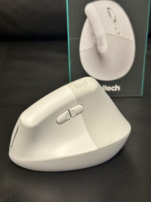 Mouse Logitech Lift Vertical Ergonomic, Offwhite / Pale Grey