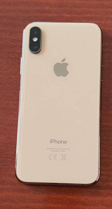iPhone Xs 64GB златист