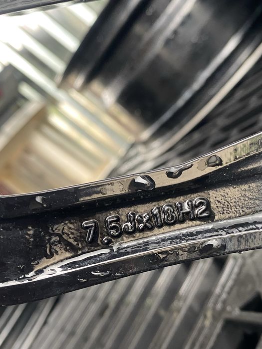 18 цола 5 х 112 мм Фолксваген , Ауди , Шкода , VW , Audi