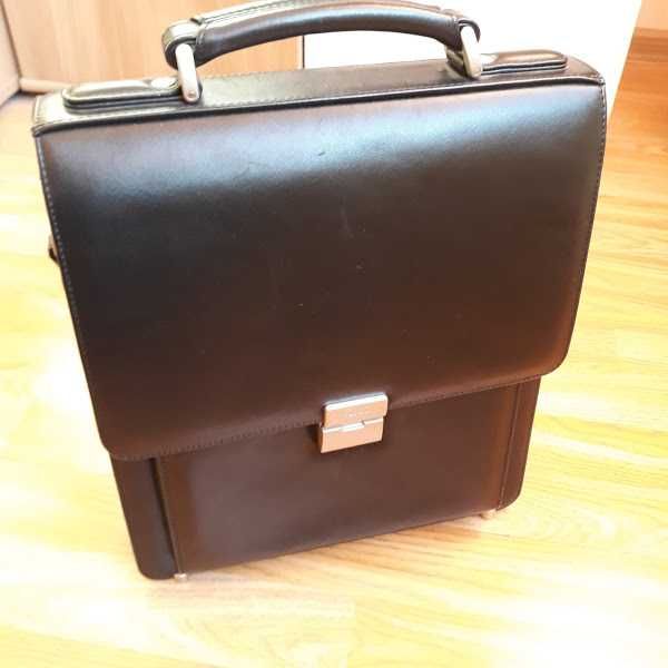 Чанта за документи