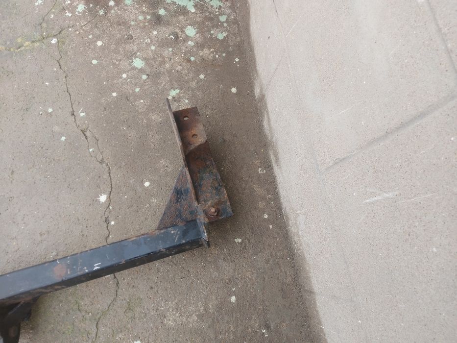 Теглич за кола  или  бус