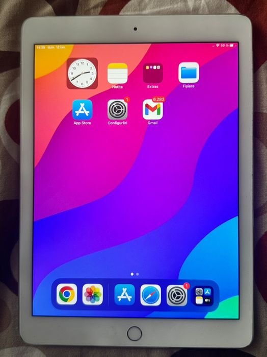 iPad Air 2 (generația a 2-a).