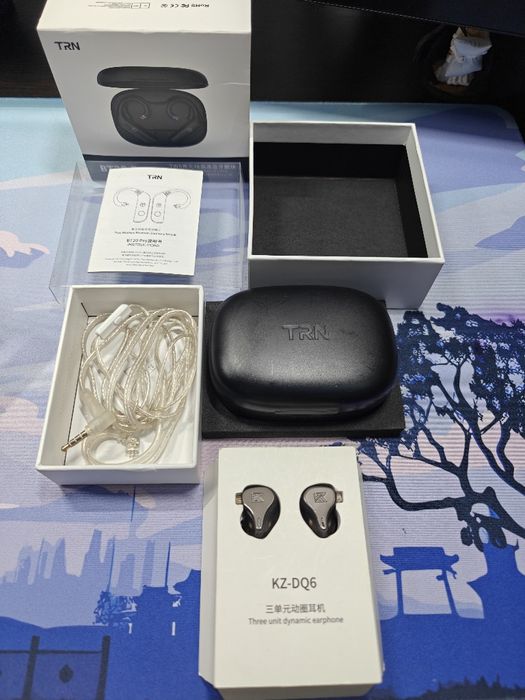 Комплект наушник