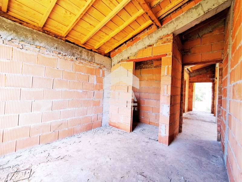 Продава се  в с. Соколово, Област Добрич -  кв.м за 0 €/ - Снимка #9