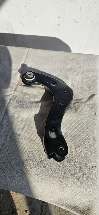 Рычаг Toyota camry 70