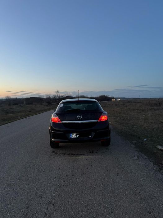 Opel Astra H GTC