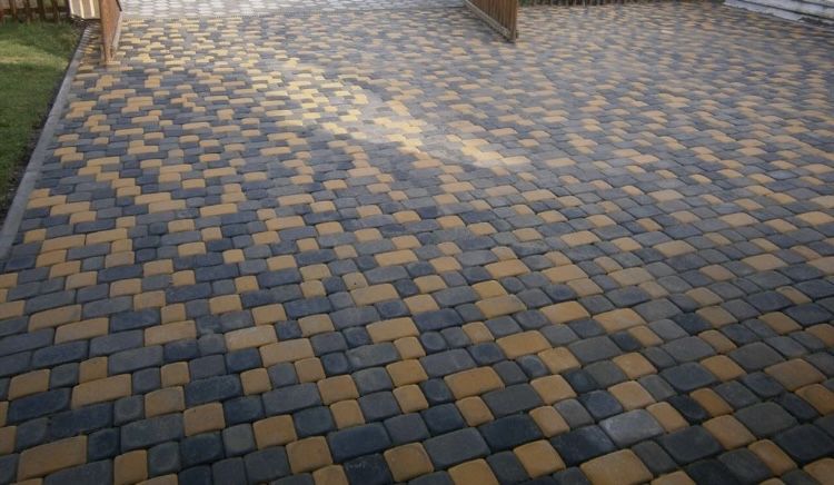 Укладка брусчатки