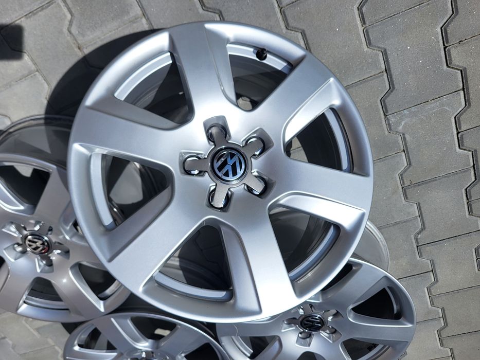 17 5x112 Vw Passat Touran Caddy Golf Skoda Audi 5х112