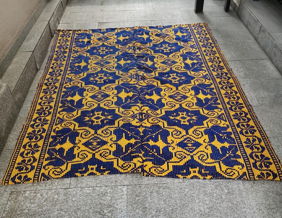 Covor de lână lucrat manual