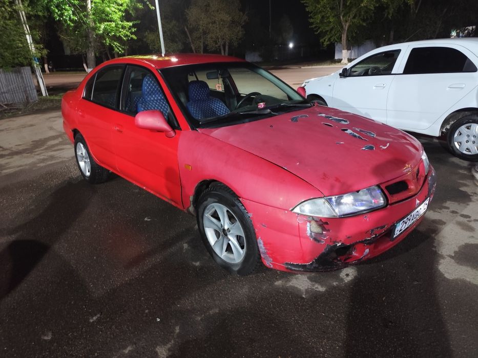 Продам Mitsubishi Carisma
