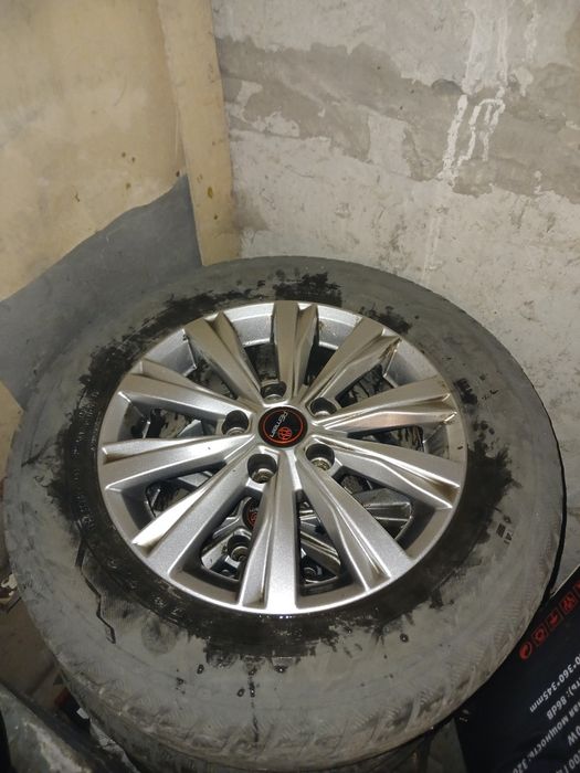 Продам диски р15 без резины