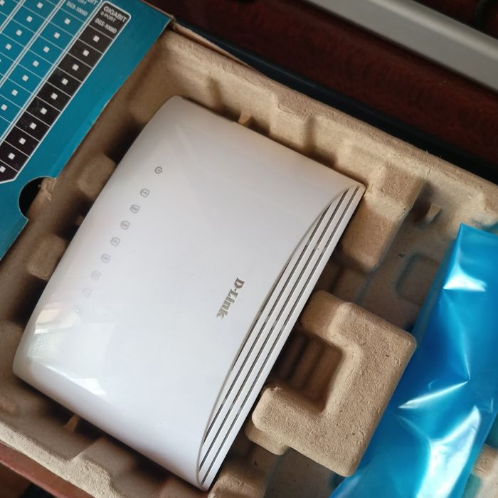 Продам Свич 8 портовый