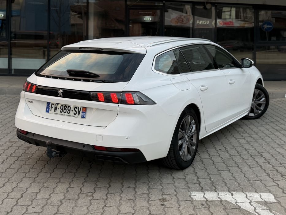 Peugeot 508-2022-Cockpit-Moduri de condus-Impecabil