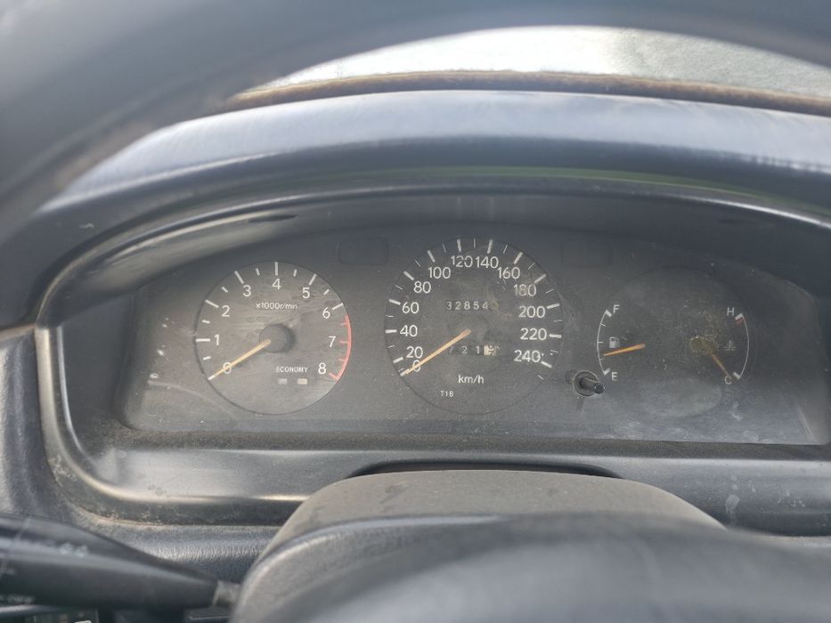 Тойота карина е на разбор