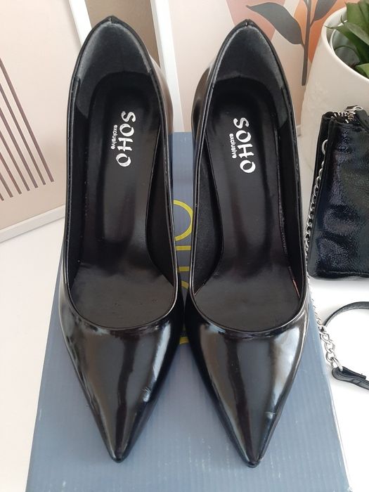 Елегантни черни обувки номер 36