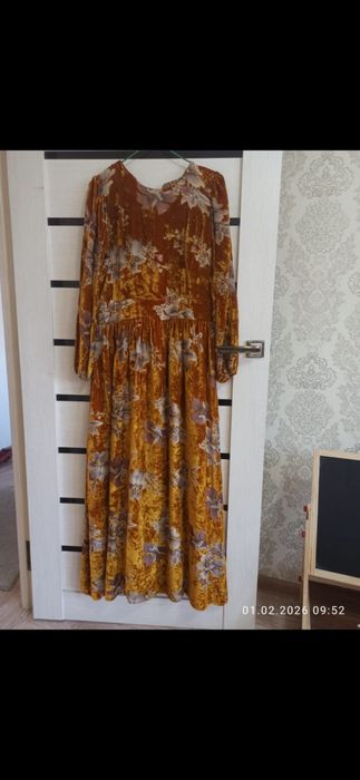 Бархатное платье