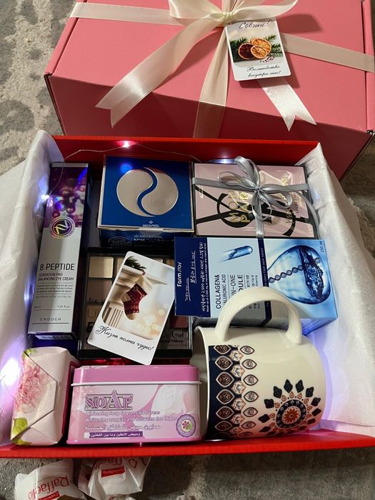 Подарочные боксы