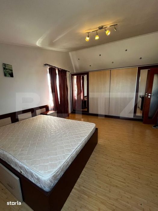 Apartament cu 3 camere, 78.45 mp, zona Sud