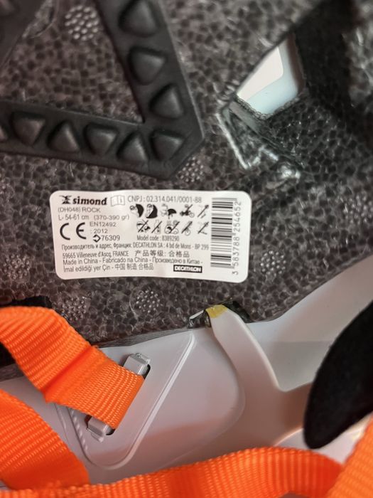 Kit via ferrata( casca, ham, set via f, rucsac)