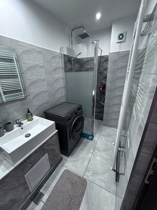 Proprietar inchiriez apartament 2 camere decomandate Marasti