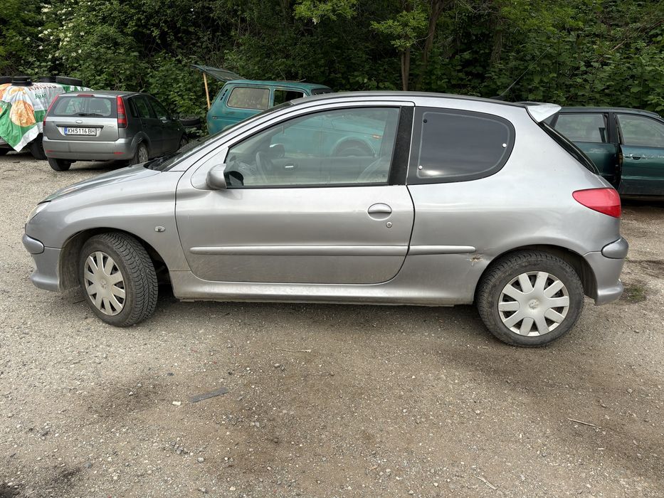 Пежо 206 2.0 бензин на части.