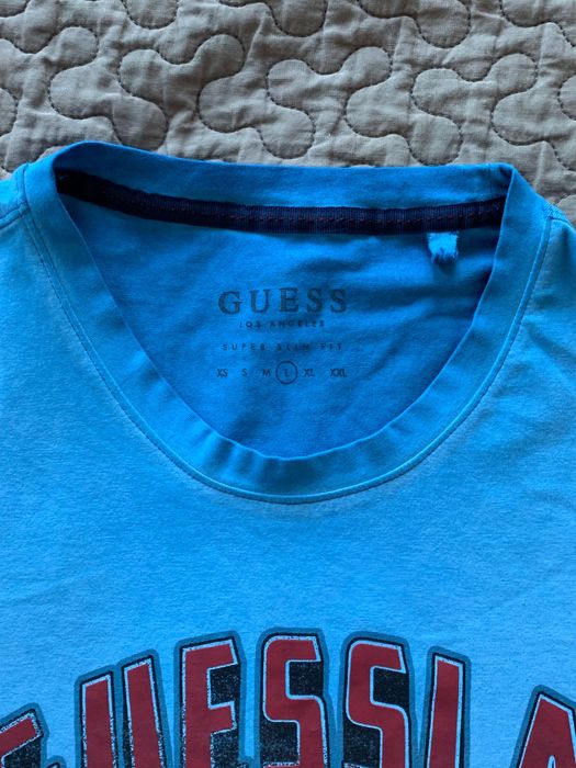 Guess тениска размер L