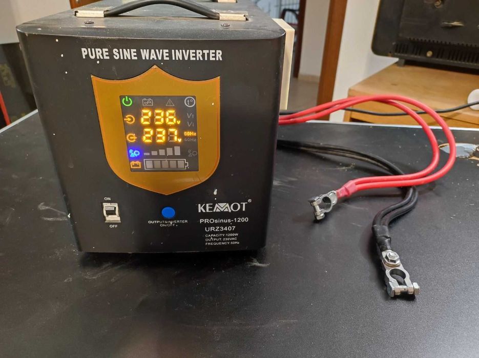 Продава се непрекъсваемо захранващо устройство (UPS) 1200W