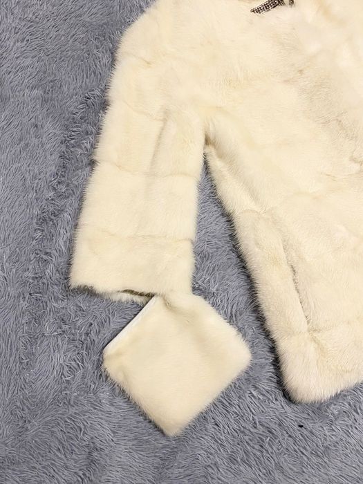 Женская шуба из норки