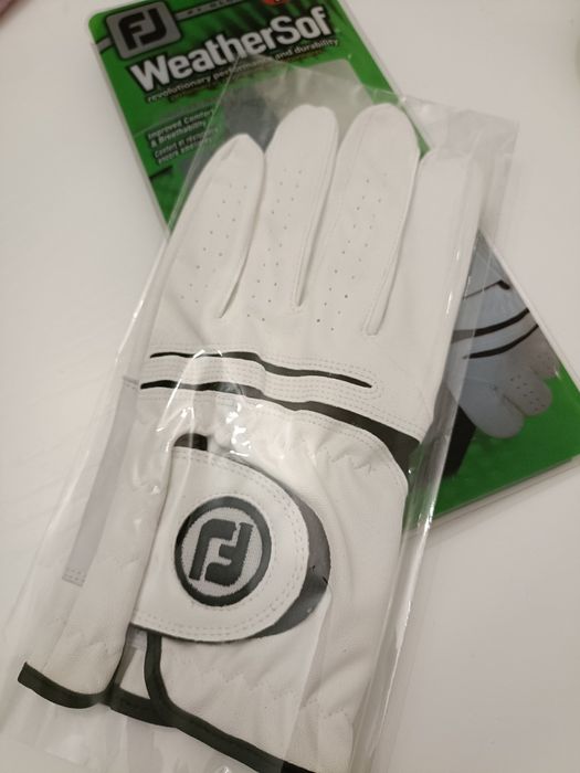 Перчатка для гольфа