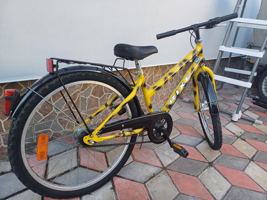 Bicicleta RIXE cu roti de 24 inch
