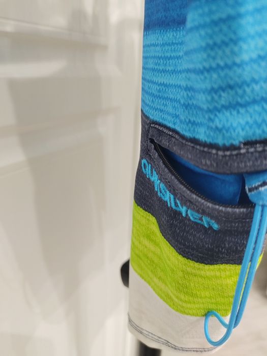 Шорты для плавания Quiksilver. 28 размер.