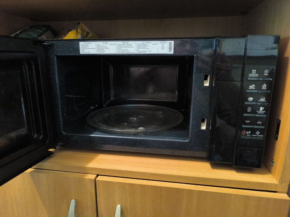 Продается микроволновка Самсунг