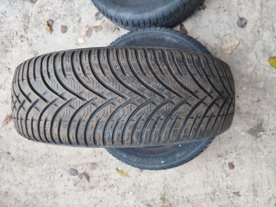 2 бр. 195/65/15 зимни гуми BFGoodrich