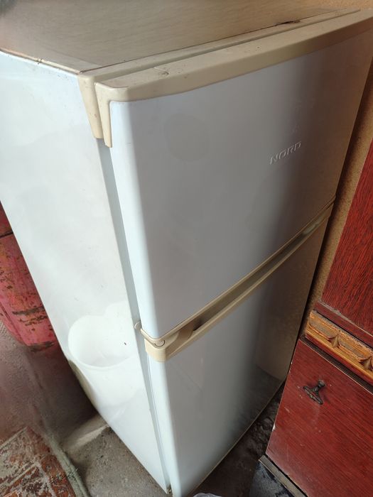 продам холодильник