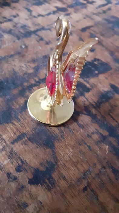 метален декоративен лебед CRYSTOCRAFT антикварен Swarovski кристали