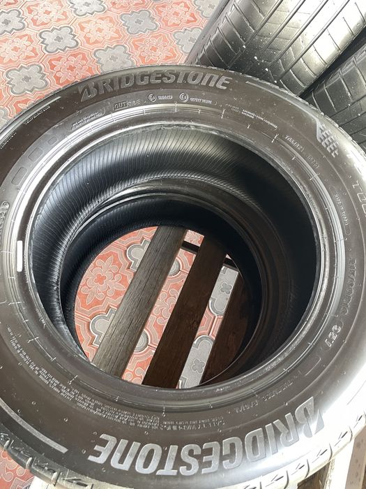Шины Bridgestone 215/60/16