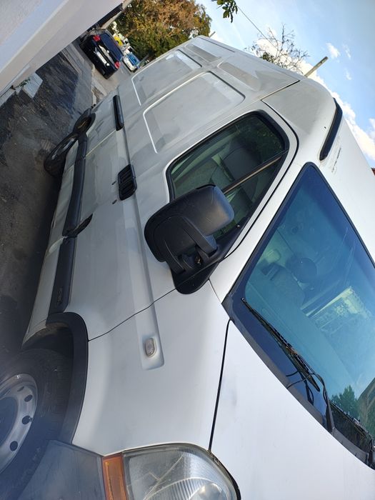 Vând Renault Master