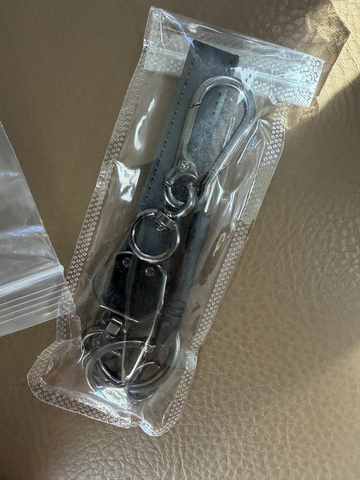 Кейс и ключодържател за Audi