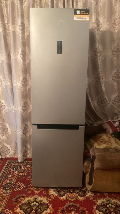 Продам Холодильник Индезит