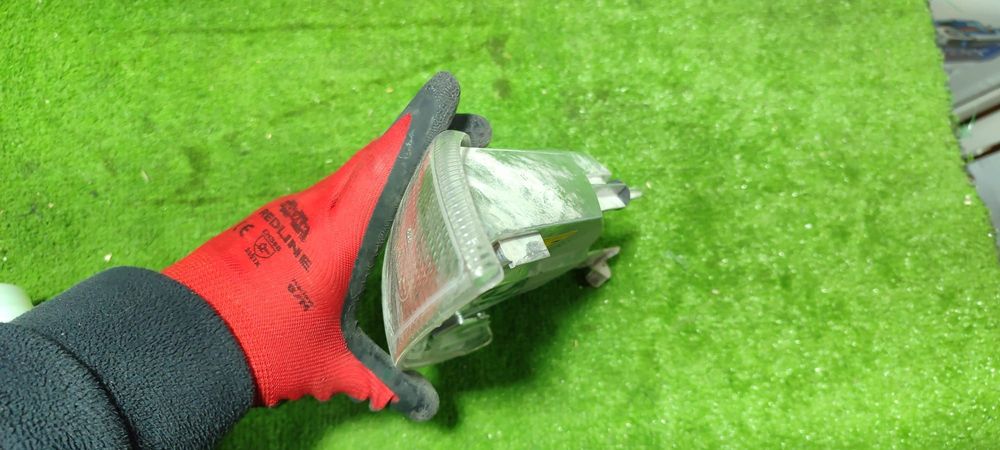 LUMINA DE ZI STANGA HALOGEN MERCEDES-BENZ SLK (R170) COD OEM A1708260143 / 1315113090 / 1315106925 1996-2004 (5G2)