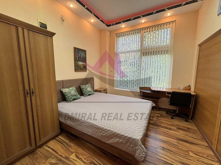 Дава се под наем Двустаен апартамент в Варна, Бриз - 50 кв.м за 460 € - Снимка #2