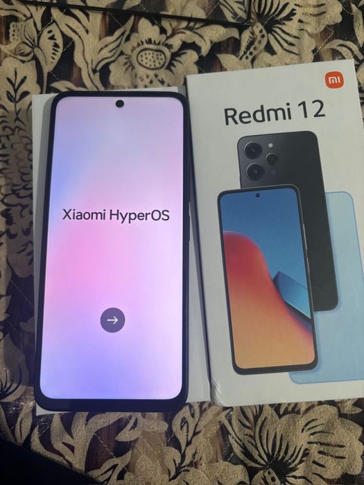 продается смартфон Redmi 12