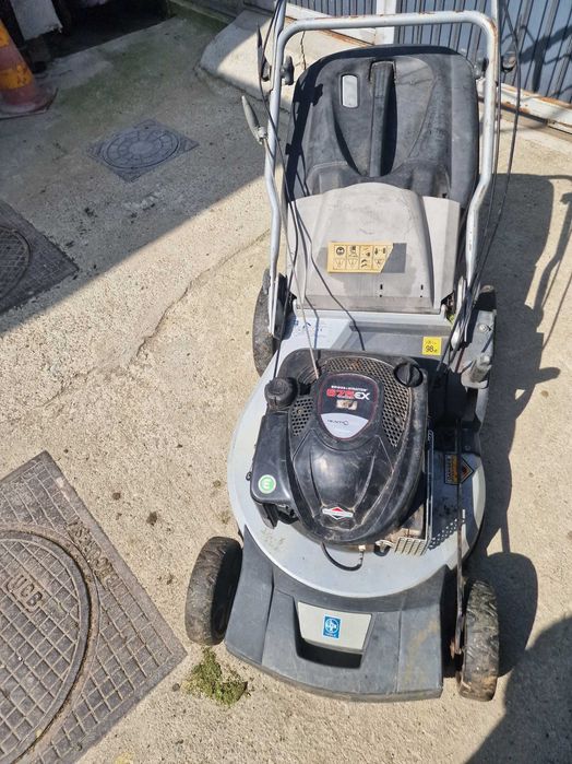 Masina de taiat iarba pe benzina Latime 53cm pe benzina 4CP Trac+COS