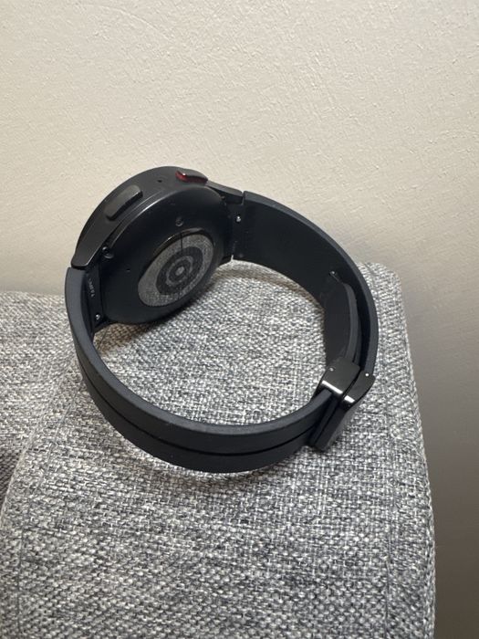 Смарт-часы Samsung Galaxy Watch 5 Pro 45